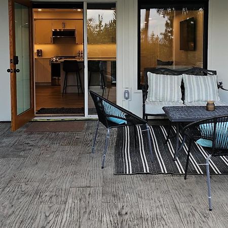 Kelly'S Sunset Lake Retreat Shawnigan Lake 外观 照片