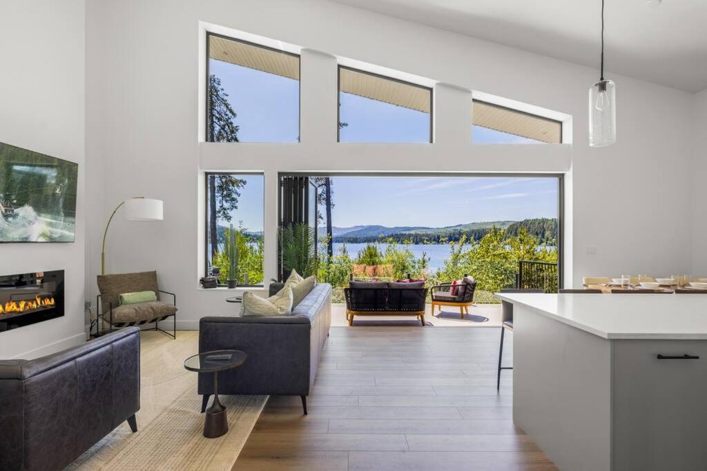 Kelly'S Sunset Lake Retreat Shawnigan Lake 外观 照片