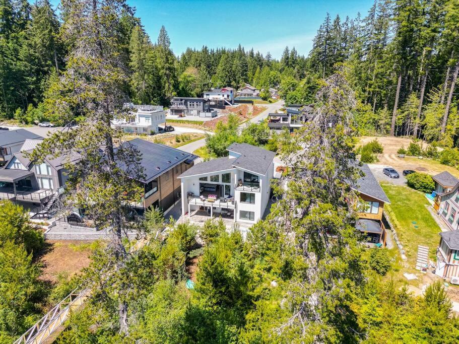 Kelly'S Sunset Lake Retreat Shawnigan Lake 外观 照片